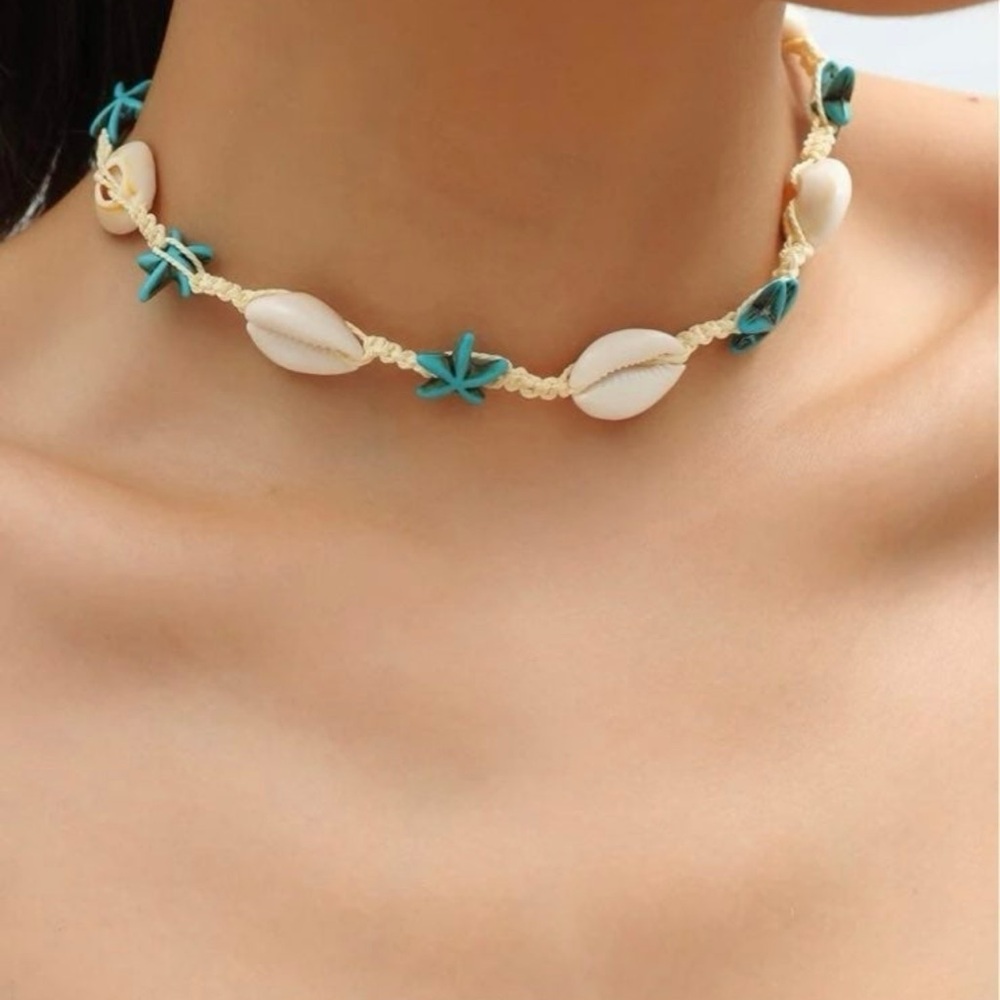 Shell and Starfish Choker Necklace